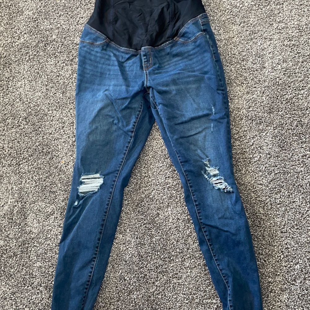 Maternity distressed Jeans